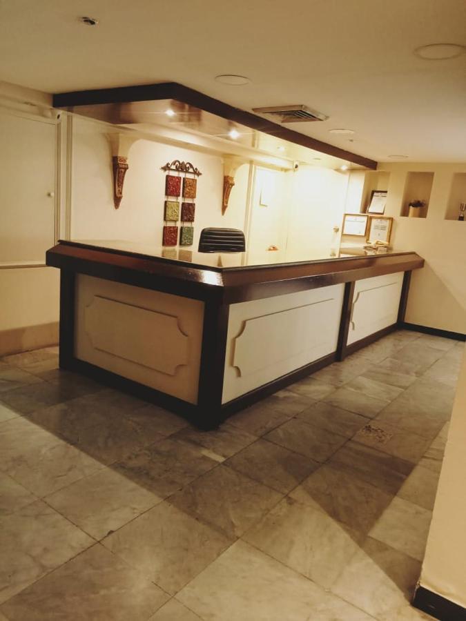 Aliqbal Hotel อัลโคห์บาร์ ภายนอก รูปภาพ
