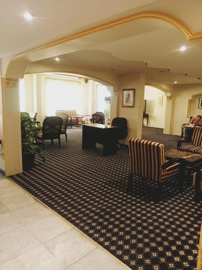 Aliqbal Hotel อัลโคห์บาร์ ภายนอก รูปภาพ